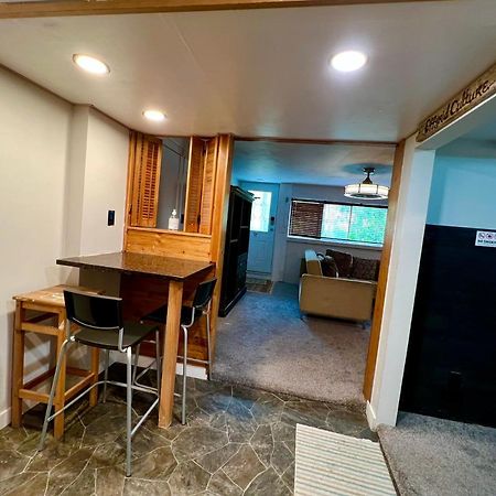 Resort Style Home Living With Private Pool And Hottub Делта Екстер'єр фото