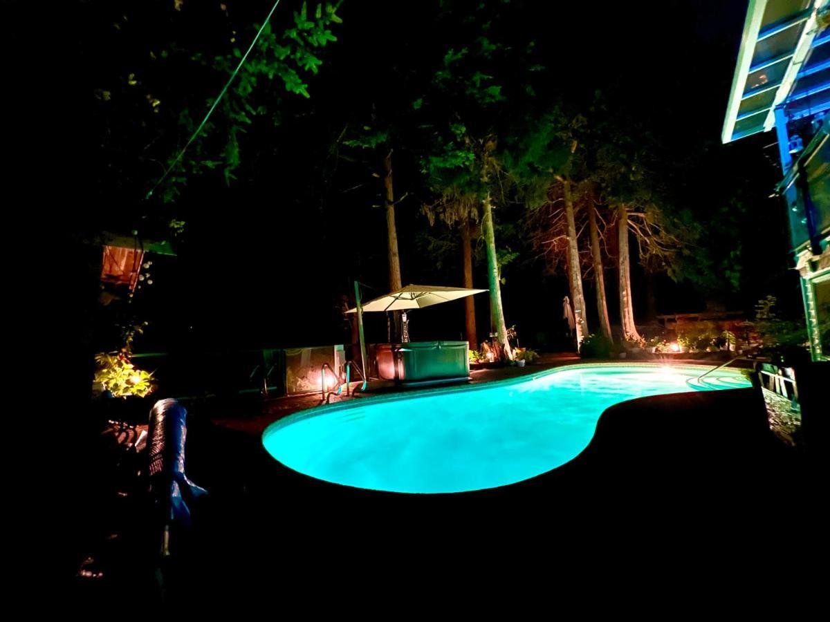 Resort Style Home Living With Private Pool And Hottub Делта Екстер'єр фото