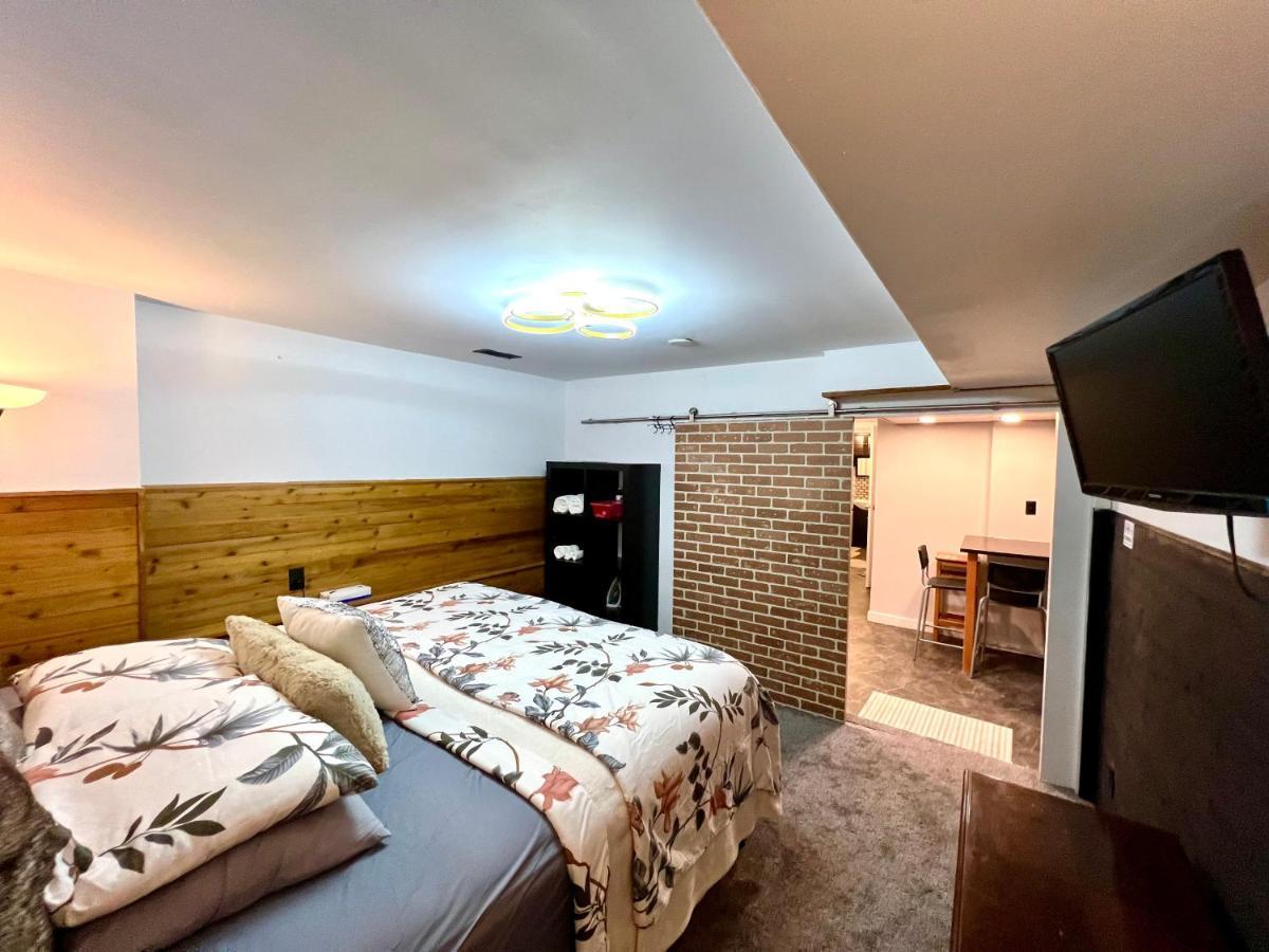 Resort Style Home Living With Private Pool And Hottub Делта Екстер'єр фото